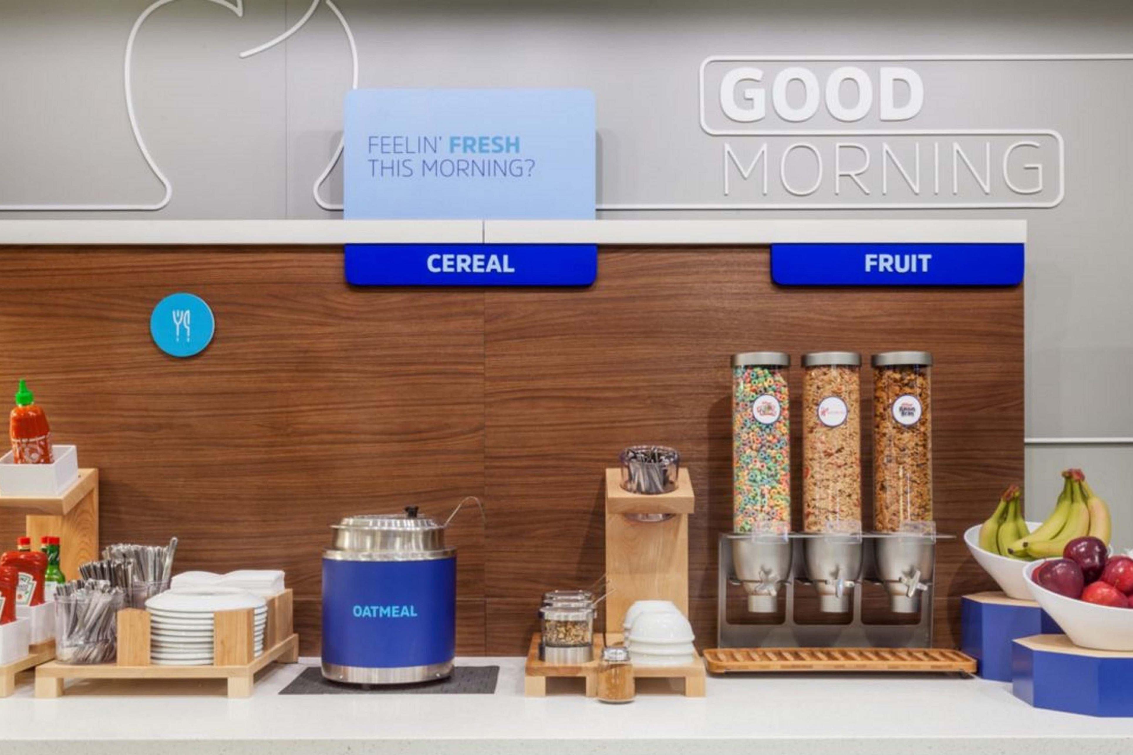 Holiday Inn Express & Suites Omaha - Millard Area By Ihg Ngoại thất bức ảnh